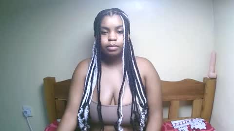 Snapshot of sexyyred_ chatting on 05.16.26 sexyyred_ online show from 05.16.26
