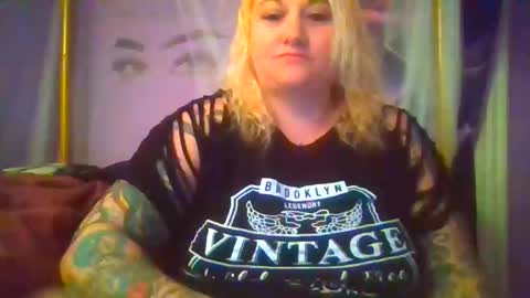 SexyZannaRose69 online show from 10.24.25