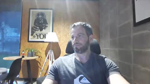 Snapshot of shad0w_hunter chatting on 01.16.25 shad0w_hunter online show from 01.16.25