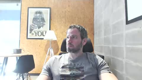 Snapshot of shad0w_hunter chatting on 03.05.25 shad0w_hunter online show from 03.05.25