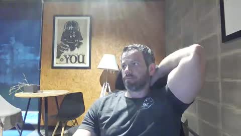 Snapshot of shad0w_hunter chatting on 03.10.25 shad0w_hunter online show from 03.10.25