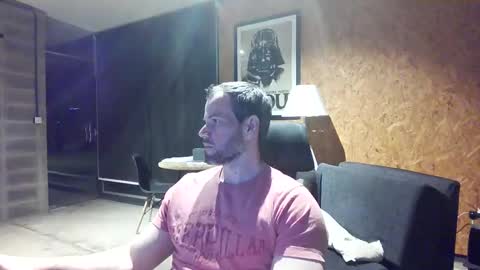 Snapshot of shad0w_hunter chatting on 10.30.25 shad0w_hunter online show from 10.30.25