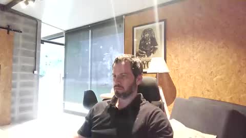 Snapshot of shad0w_hunter chatting on 02.10.26 shad0w_hunter online show from 02.10.26