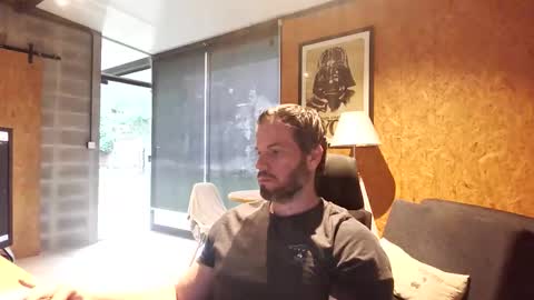 Snapshot of shad0w_hunter chatting on 02.12.26 shad0w_hunter online show from 02.12.26