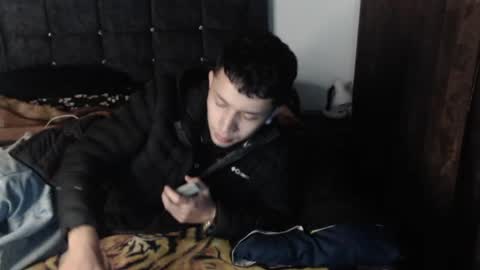 Snapshot of shadow_men_ chatting on 04.19.26 james online show from 04.19.26