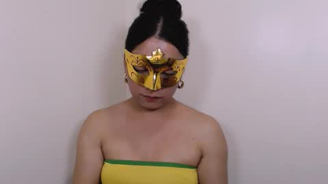 Snapshot of shadowseductress chatting on 02.06.26 shadowseductress online show from 02.06.26