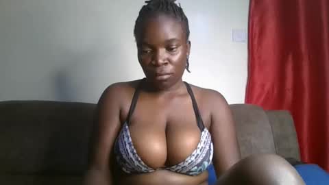 Snapshot of shadowsweet34 chatting on 03.18.26 val online show from 03.18.26