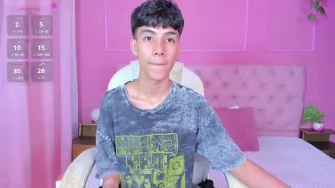 Snapshot of shady_stone chatting on 03.01.26 shady_stone online show from 03.01.26