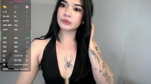 Snapshot of shaggynm505 chatting on 06.19.26 Beautiful Angel online show from 06.19.26