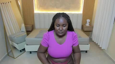 Shaira Collins online show from 04.08.26