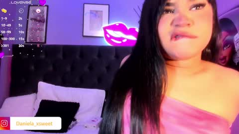 Snapshot of shairytovar chatting on 02.15.25 shairytovar online show from 02.15.25