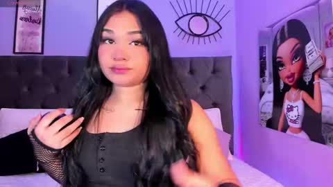 Snapshot of shairytovar chatting on 02.18.25 shairytovar online show from 02.18.25