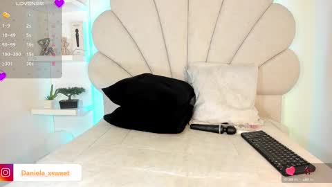 Snapshot of shairytovar chatting on 09.10.25 shairytovar online show from 09.10.25