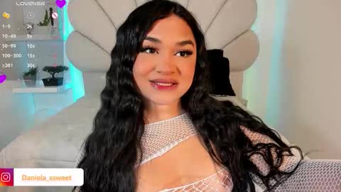 Snapshot of shairytovar chatting on 09.27.25 shairytovar online show from 09.27.25