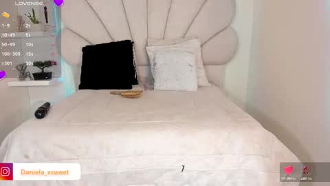 Snapshot of shairytovar chatting on 10.11.25 shairytovar online show from 10.11.25