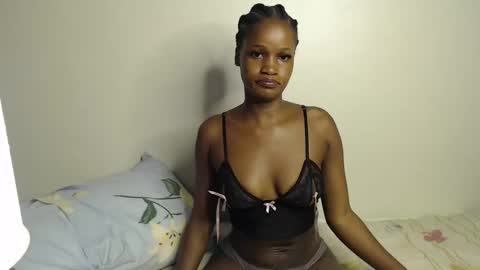 Shaky online show from 10.21.25