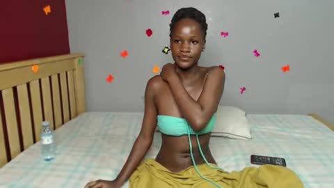 Snapshot of shaky396294 chatting on 01.03.25 shaky xxx online show from 01.03.25