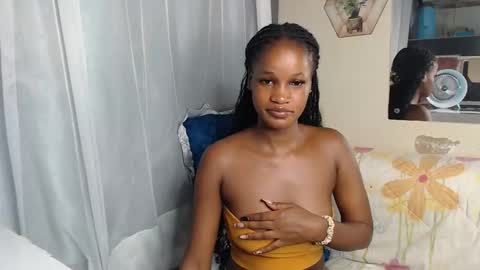 Snapshot of shaky396294 chatting on 10.02.25 shaky xxx online show from 10.02.25