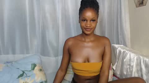 Snapshot of shaky396294 chatting on 10.12.25 shaky xxx online show from 10.12.25