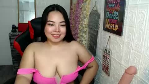 Snapshot of shamcysupsup chatting on 03.09.25 Shamcy online show from 03.09.25