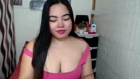 Snapshot of shamcysupsup chatting on 09.21.25 Shamcy online show from 09.21.25