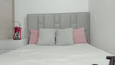 Snapshot of shana_rymer_ chatting on 02.19.25 Ig gaby mesa19 online show from 02.19.25