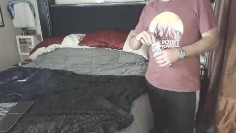 Snapshot of shane_and_shiloh chatting on 10.19.25 Shane Shiloh online show from 10.19.25