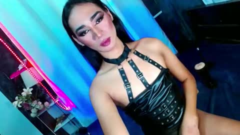 MISS SHANE online show from 12.15.24