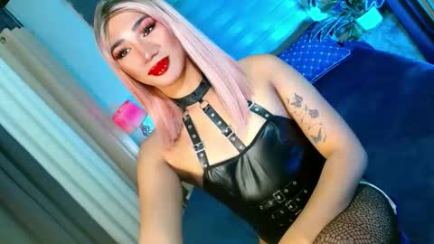 MISS SHANE online show from 09.10.25