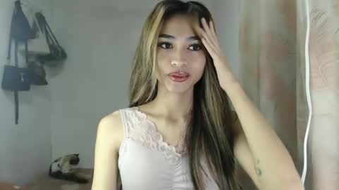 Snapshot of shanegreents chatting on 10.05.25 bini aiah online show from 10.05.25