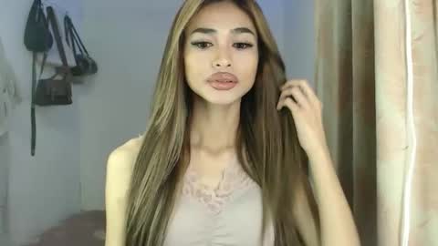 Snapshot of shanegreents chatting on 10.12.25 bini aiah online show from 10.12.25