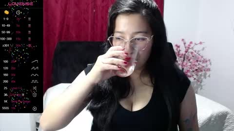 Shanel  online show from 01.14.25