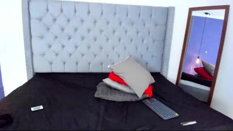 Snapshot of shanellblack chatting on 02.13.25 ShanellBlack online show from 02.13.25