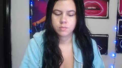Snapshot of shanellmoore chatting on 02.06.25 Shanell Moore online show from 02.06.25