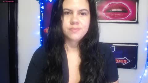Snapshot of shanellmoore chatting on 02.11.25 Shanell Moore online show from 02.11.25