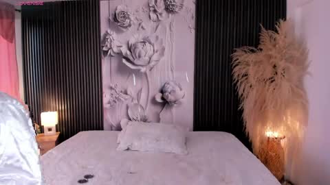 ShaniaDaniels online show from 04.17.26