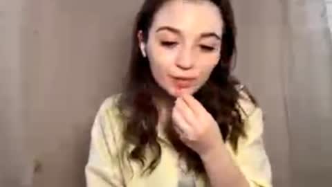 Snapshot of shanihillmer chatting on 07.03.26 Lillian online show from 07.03.26