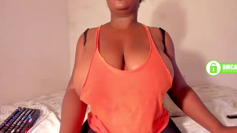 Snapshot of shannick03 chatting on 02.20.25 shack03 online show from 02.20.25