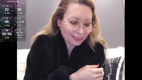 Shannon07 online show from 12.14.25