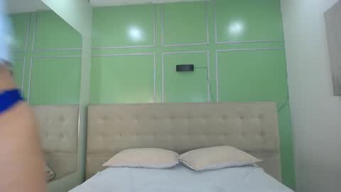 Snapshot of shanon_mature_ chatting on 01.21.25 Shanon online show from 01.21.25