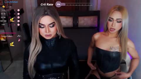 Snapshot of shantal_wildnaughty chatting on 09.26.25 SHANTAL online show from 09.26.25