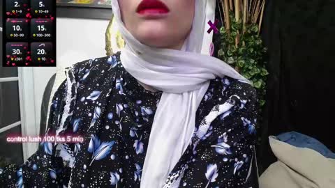 Snapshot of shantalakrisha chatting on 02.14.25 Shantala online show from 02.14.25