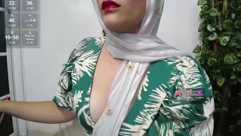 Snapshot of shantalakrisha chatting on 02.19.25 Shantala online show from 02.19.25