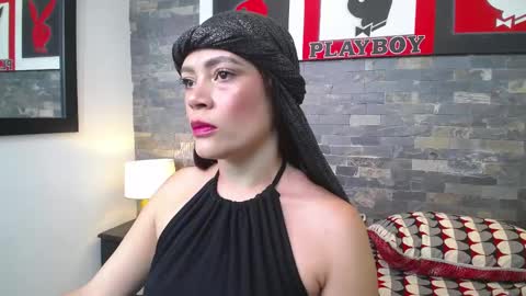 Snapshot of shantalakrisha chatting on 10.03.25 Shantala online show from 10.03.25