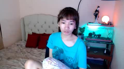 Snapshot of shantalfoxxy chatting on 02.05.25 SHANTA FOX s online show from 02.05.25