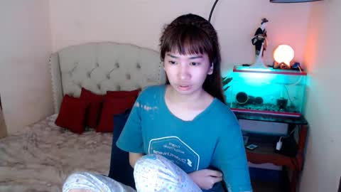 Snapshot of shantalfoxxy chatting on 02.24.25 SHANTA FOX s online show from 02.24.25