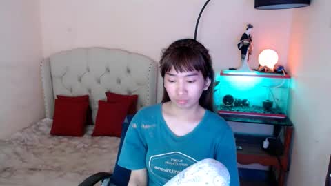 Snapshot of shantalfoxxy chatting on 02.25.25 SHANTA FOX s online show from 02.25.25