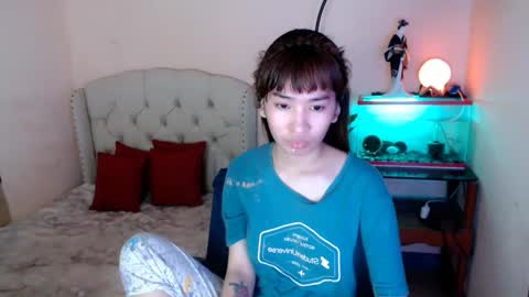 Snapshot of shantalfoxxy chatting on 02.25.25 SHANTA FOX s online show from 02.25.25