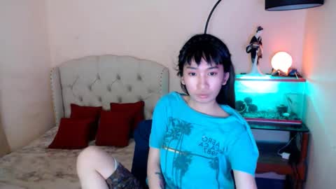 Snapshot of shantalfoxxy chatting on 03.06.25 SHANTA FOX s online show from 03.06.25