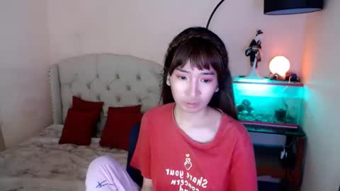 Snapshot of shantalfoxxy chatting on 03.11.25 SHANTA FOX s online show from 03.11.25
